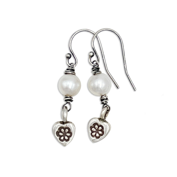 Sweet Flower Earrings with Pearl